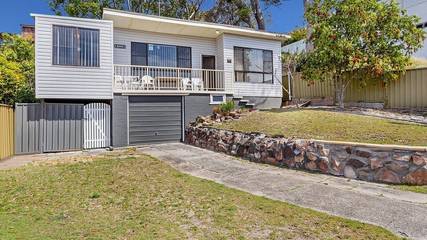 Holiday Home for 6 People in Nelson Bay, Hunter Valley, Photo 1