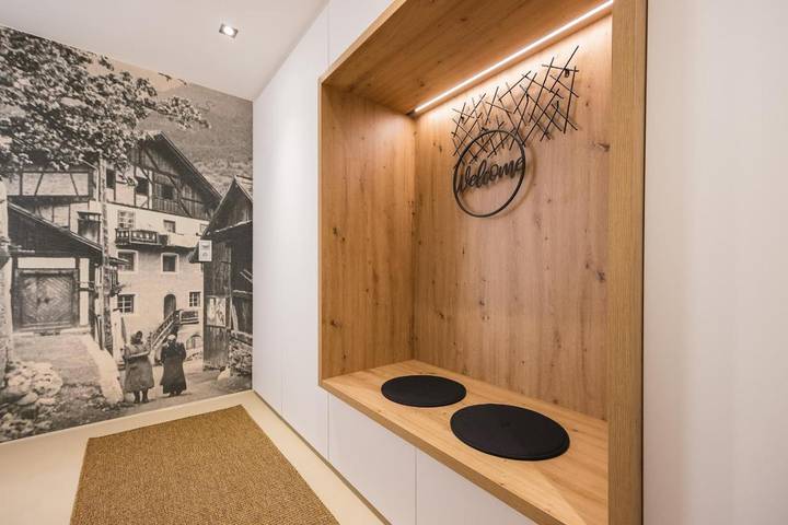 Ferienwohnung für 5 Personen, mit Terrasse und Ausblick in Grins - 4