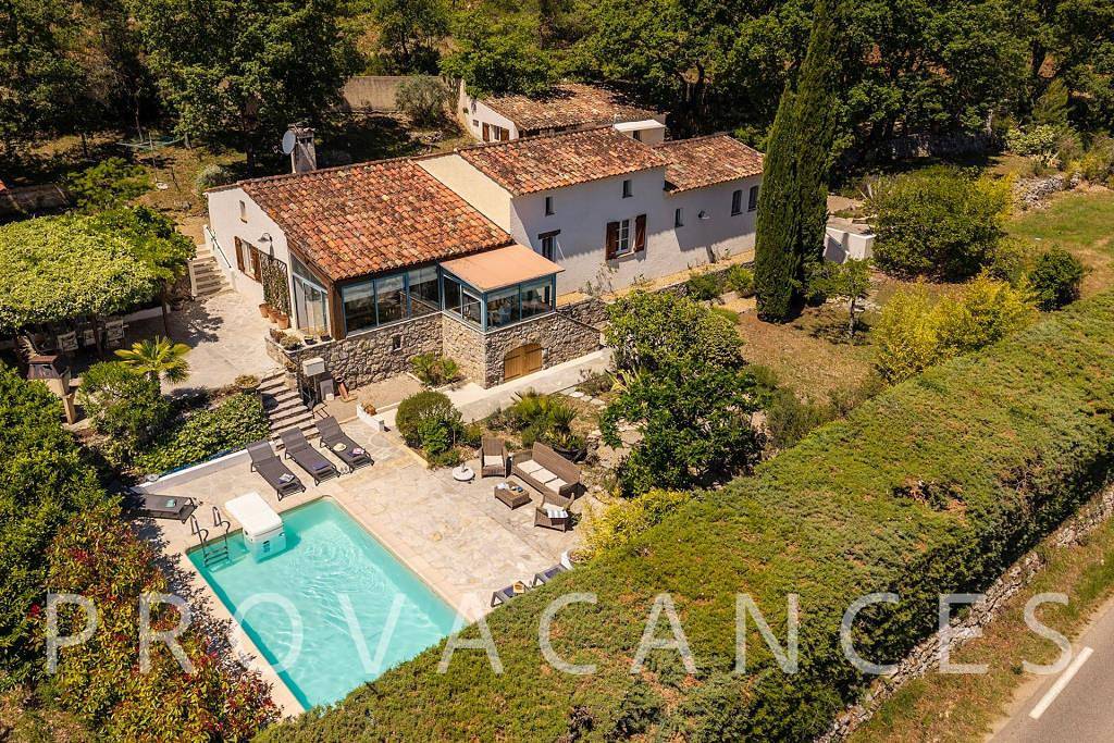 Schöne Villa mit Pool am Stadtrand von Seillans in Seillans, Draguignan Region