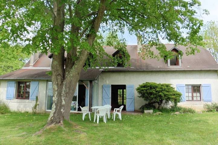 Location de vacances pour 6 personnes, avec Terrasse et Jardin à Argagnon