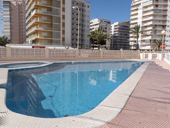Entire apartment, Family apartment in Cullera with pool close to beach in Platja de Sant Antoni (Cullera), Cullera