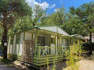 Gîte pour 4 personnes, avec bassin pour enfant dans Lac de Sainte-Croix