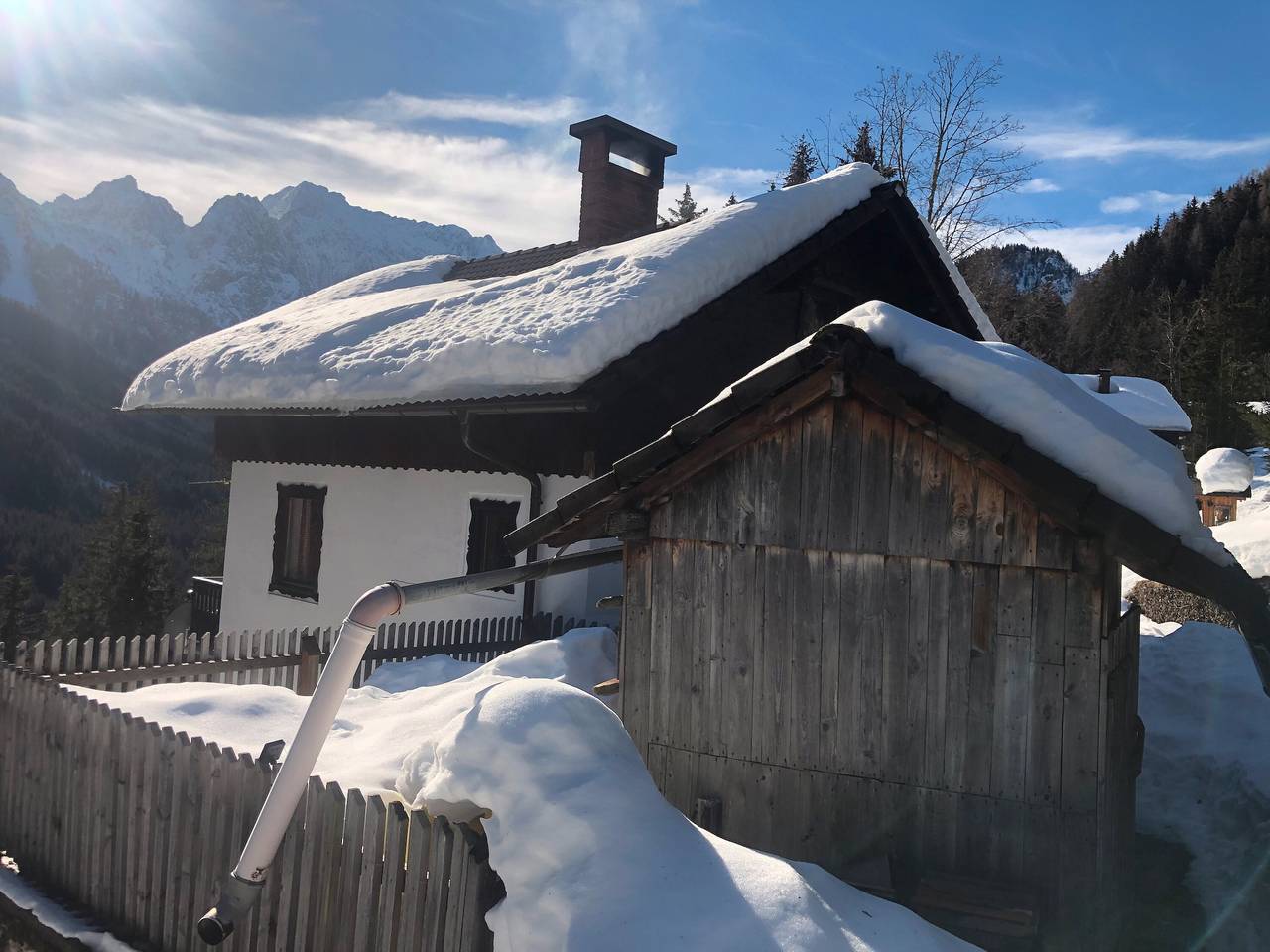 Ferienhaus 'Berghaus auf 1200m Höhe' mit Bergblick, Gemeinschaftsterrasse und Wlan in Karawanken und Bachergebirge, Klagenfurt-Land