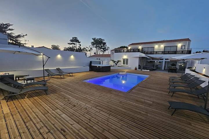 Chalet para 12 personas, con jardín - 1