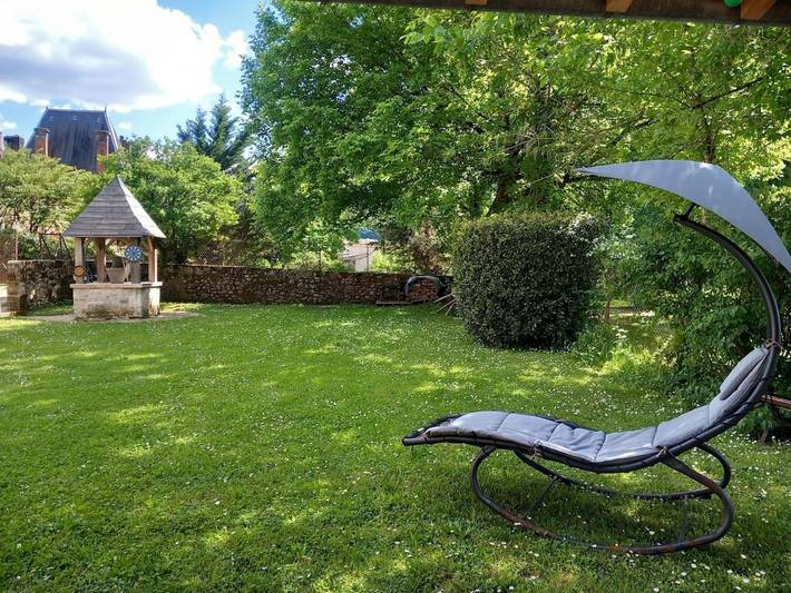 Location de vacances pour 10 personnes, avec vue et jardin, animaux acceptés à Lalinde - 2