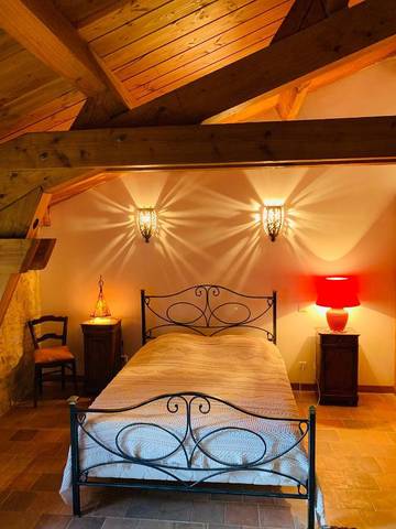 Location de vacances pour 8 personnes, avec vue ainsi que jardin et terrasse à Saint-Jean-et-Saint-Paul