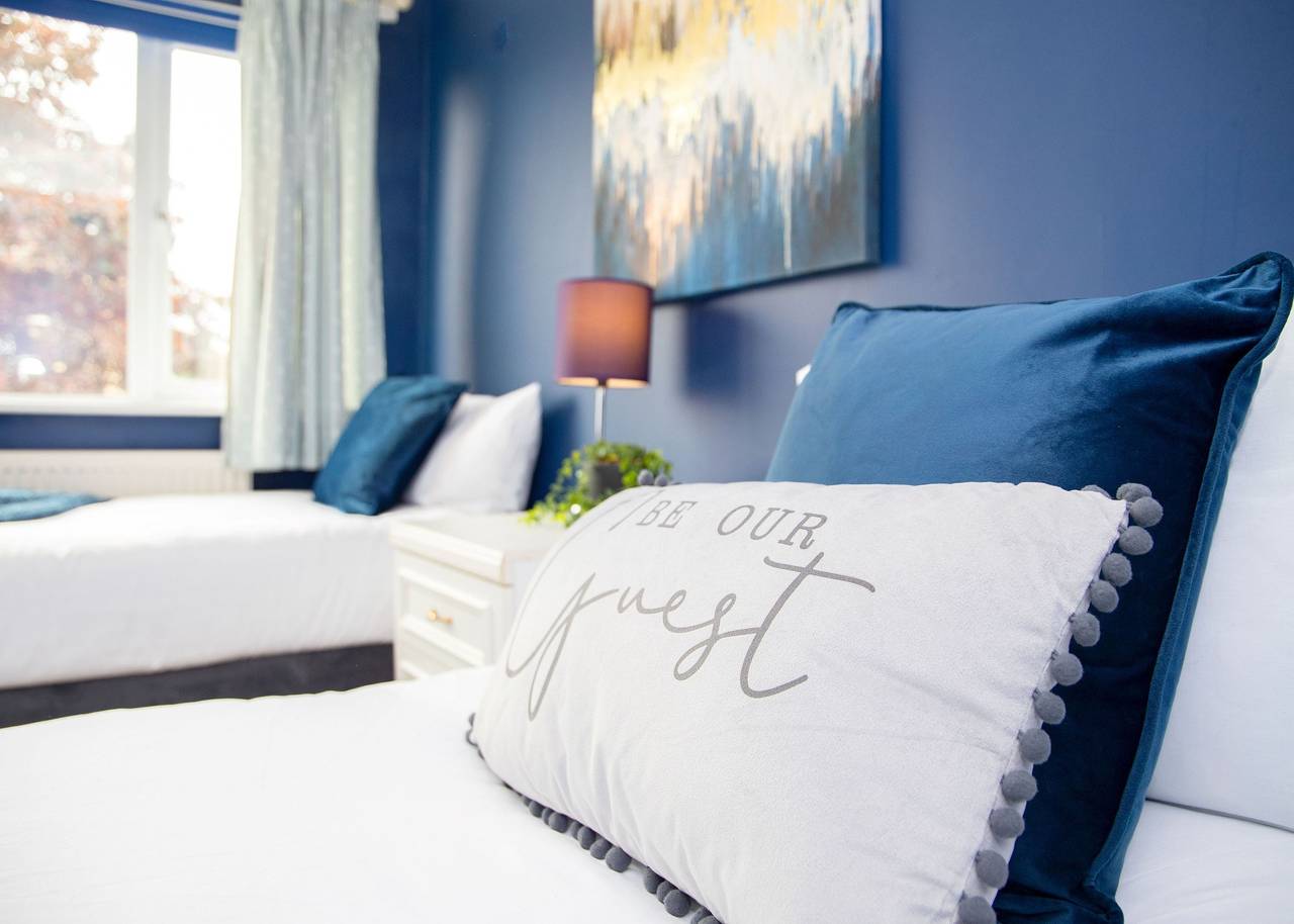 Spacious 3-Bed House | Free Parking Included in Ipswich, Suffolk