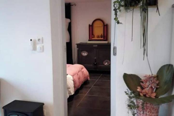 Gîte pour 4 personnes, avec jardin et balcon à Fleury-la-Rivière - 2