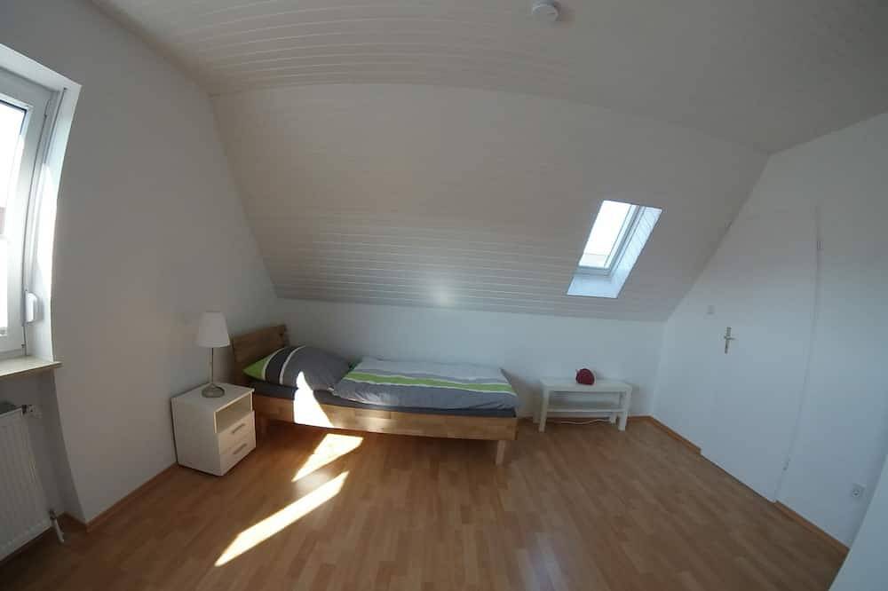 Ganze Wohnung, Ferienwohnung/App. für 4 Gäste mit 86m² in Kelkheim (Taunus in Kelkheim, Main-Taunus-Kreis