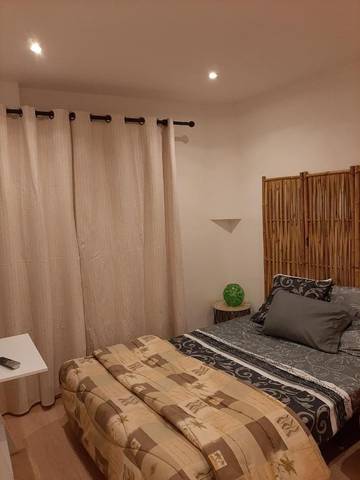 Gîte pour 2 personnes dans Office De Tourisme D Avignon