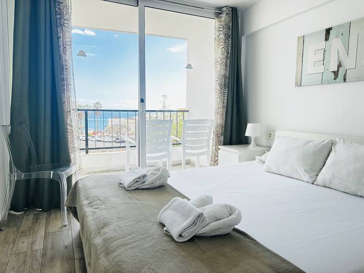 Ferienwohnung für 3 Personen, mit Meerblick und Balkon in Los Cristianos
