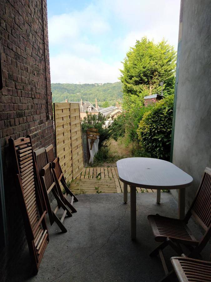 Appartement entier, One-Bedroom Apartment in Déville-lès-Rouen, Région de Rouen