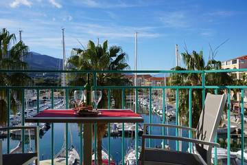 Gîte pour 2 personnes, avec terrasse dans Port-Argelès