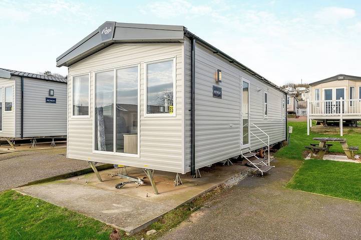 Static caravan for 6 people in Jurassic Coast