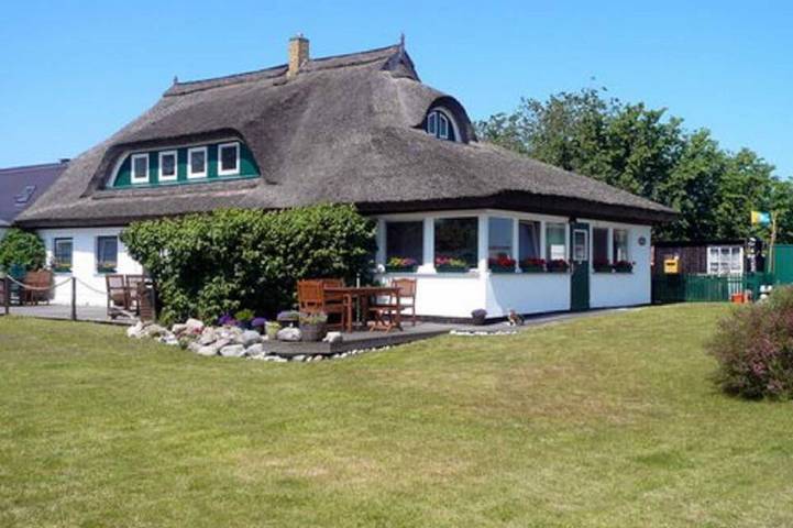 Bungalow Bini - Casparhus in Neuendorf Insel Hiddensee, Hiddensee