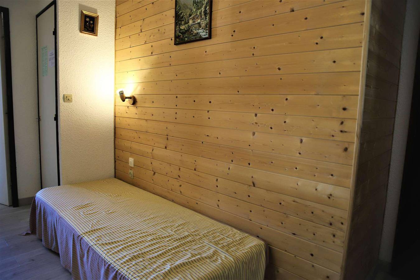 Apartamento entero, Résidence Jandri - Apartamento cabina 2 piezas para 4 personas (009) in Auris, Parque Nacional de los Ecrins
