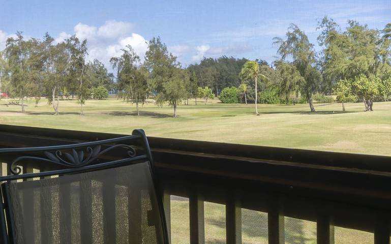 Vacation rental for 6 people, with balcony and pool in Turtle Bay