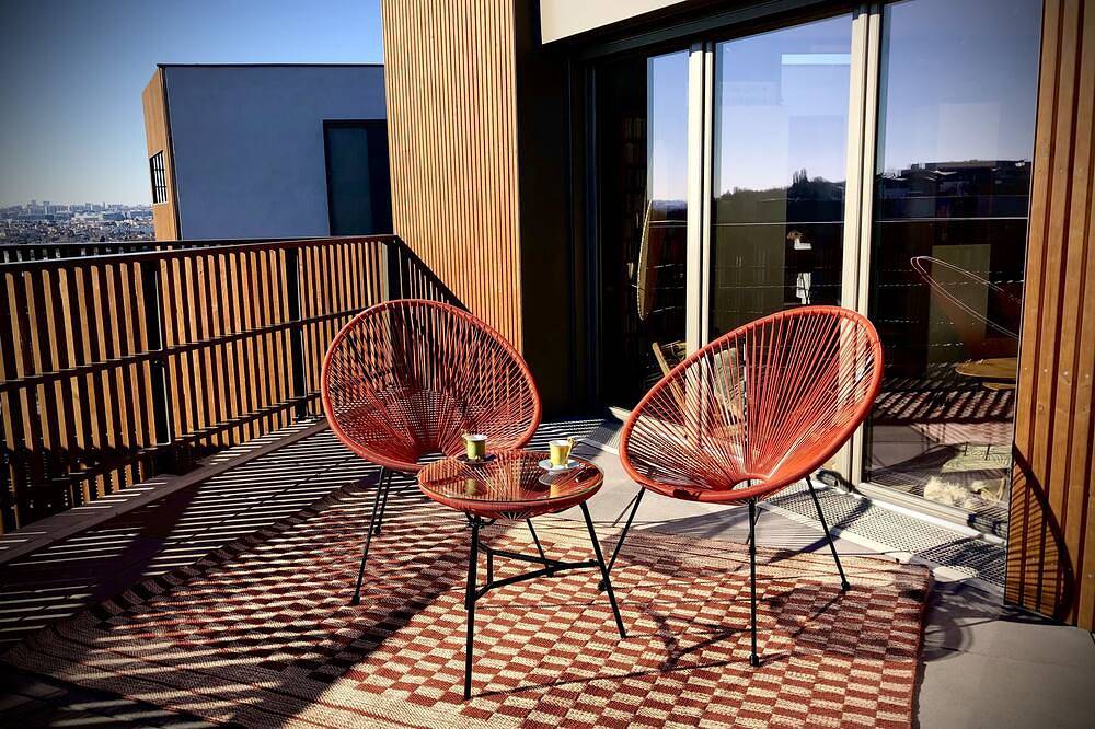 Apartamento entero, Luxury flat with Panoramic Paris and Eiffel Tower view near Disneyland Paris in Noisy-le-Grand, Sena-Saint Denis