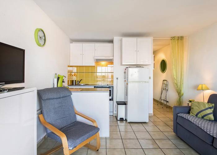 Gîte pour 4 personnes, avec piscine et terrasse dans Plage de l'Uhabia - 4