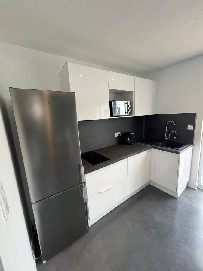 Four-Bedroom House in Saint-André-lez-Lille, Région de Lille