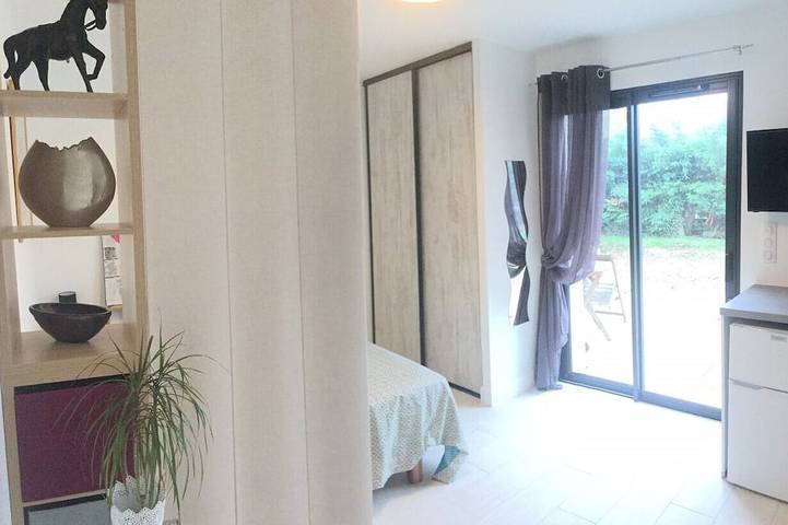 Location de vacances pour 2 personnes, avec terrasse et jardin à Castelmaurou - 2