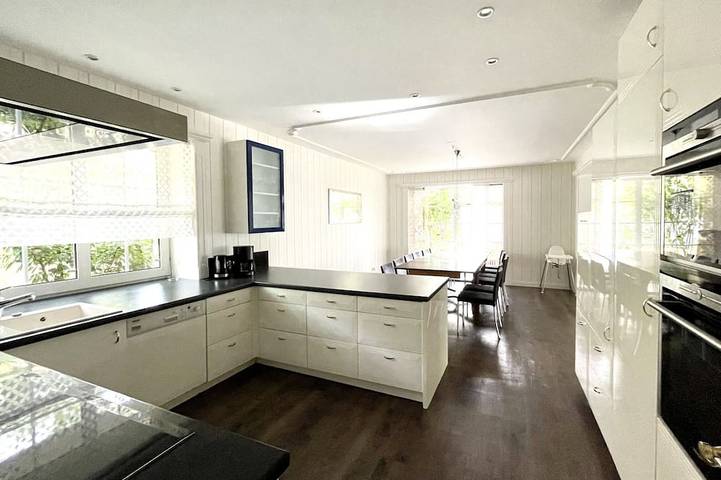 Villa für 22 Personen, mit Terrasse und Garten in Celle