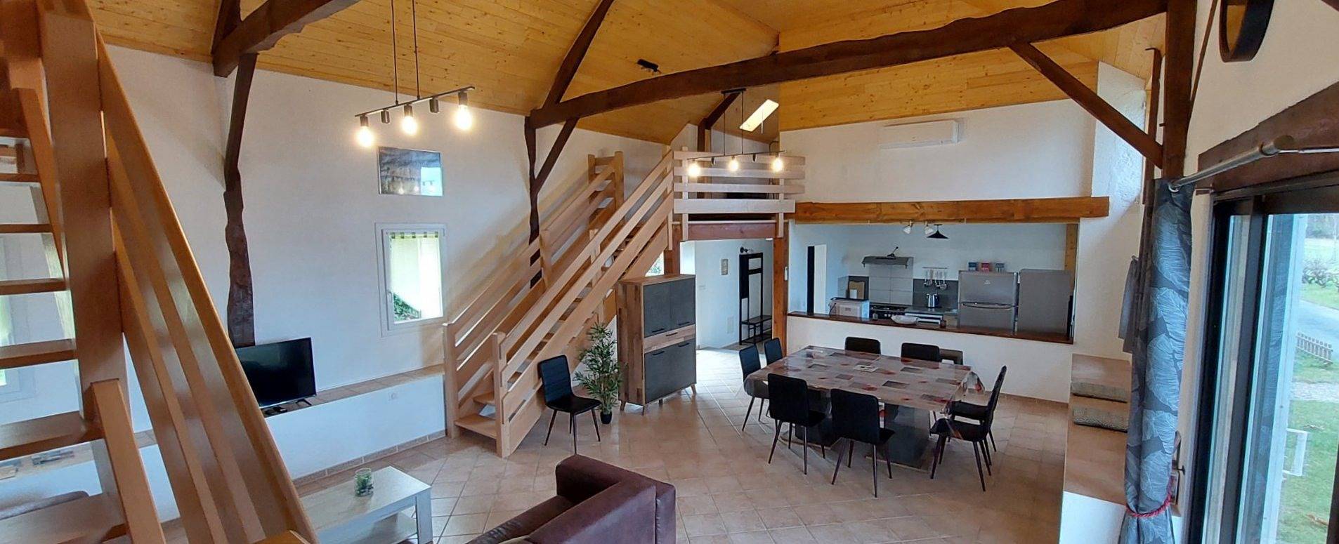 Gîte 14 personnes, à moins de 10 min de Sarlat in Vézac, Périgord Noir