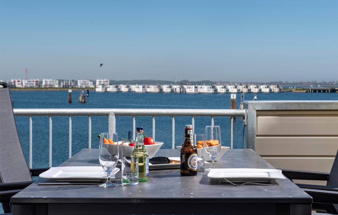 Entire holiday apartment, Sea View Apartment with Terrace, Parking, & WiFi in Olpenitz, Kappeln