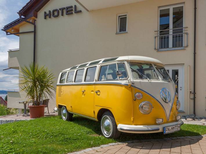 Hotel Mohren Hagnau am Bodensee - Komfortzimmer mit Bergblick in Hagnau am Bodensee, Region Bodensee-Oberschwaben