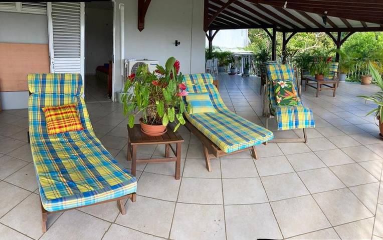 Location de vacances pour 6 personnes, avec terrasse et vue à Rivière-Pilote - 4