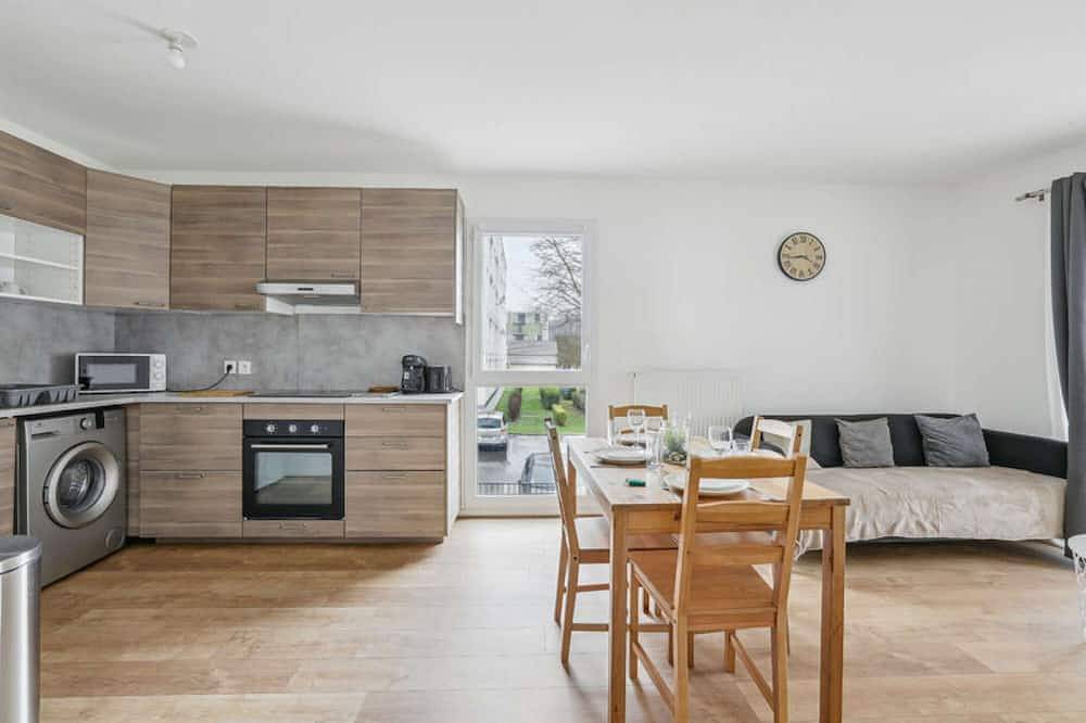 Entire apartment, Chic apart with terace and parking in Rouen, Rouen region