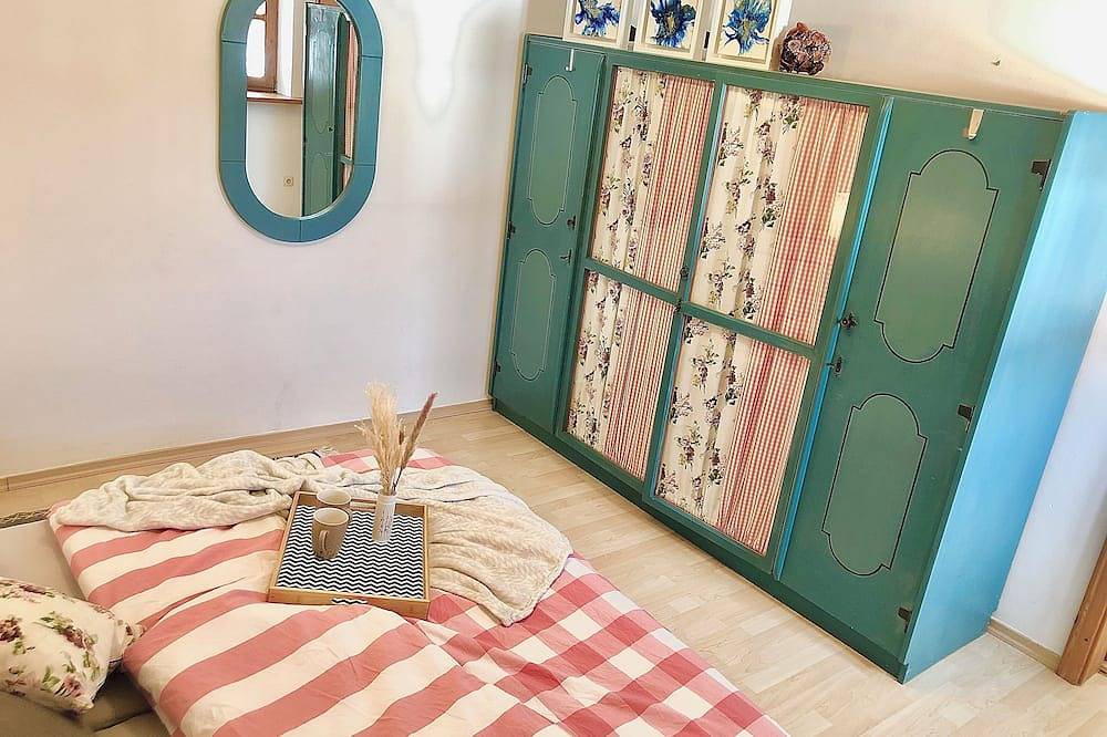 Ganze Wohnung, Helle gemütliche Atelierwohnung #5 im Haus Gerda in Arnbruck, Ostbayern