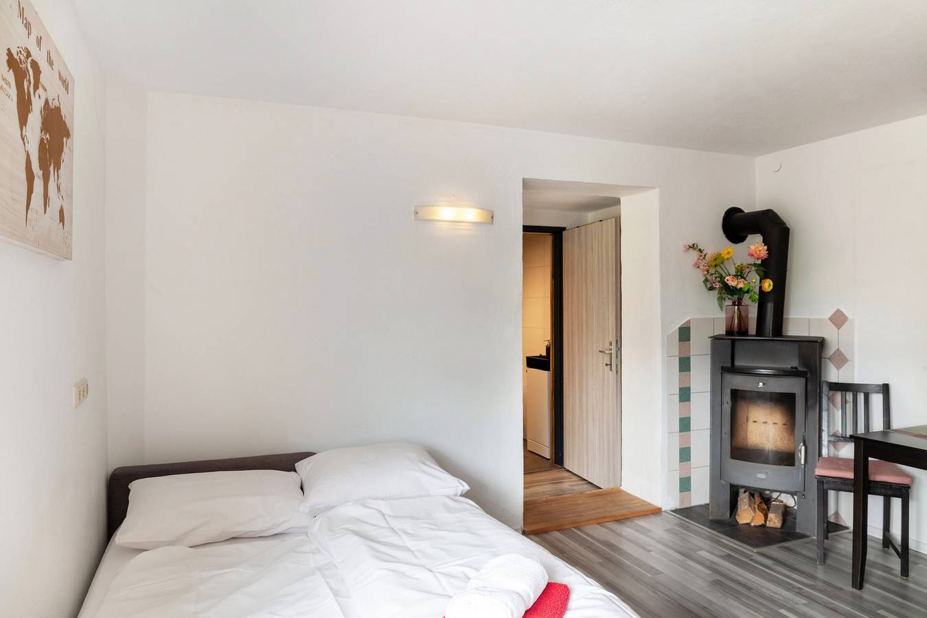 Gehele studio, Studio Appartement "Haus Auner Top 5b" met Uitzicht op de Bergen, Privé Terras & Wifi in Westendorf (Tirol), Kaisergebirge