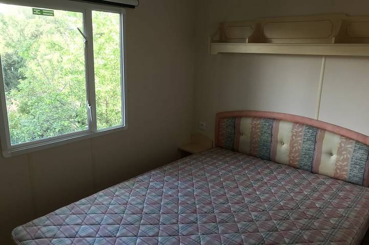 Mobil home pour 6 personnes, avec terrasse et jardin à Servian - 2