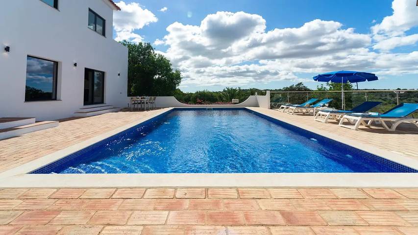 Villa pour 5 personnes, avec piscine et jardin à Faro - 2