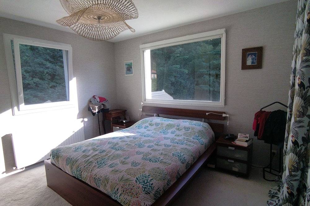 Grande maison familiale au vert à 13 km de Lyon in Lissieu, Lyon et ses environs