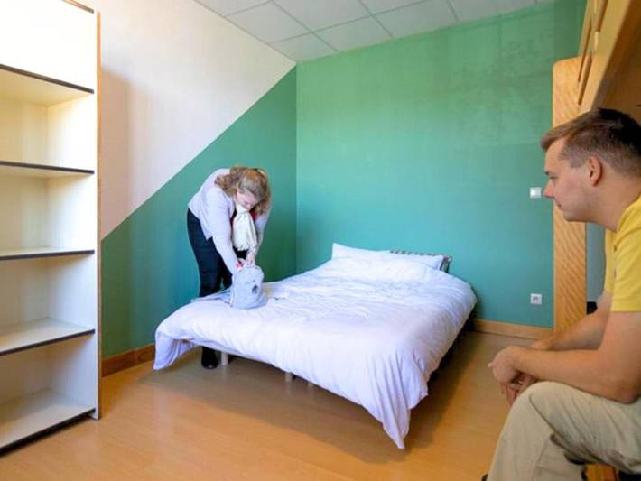 Location de vacances pour 2 personnes, avec Terrasse et Jardin à Rochefort (Wallonie) - 3