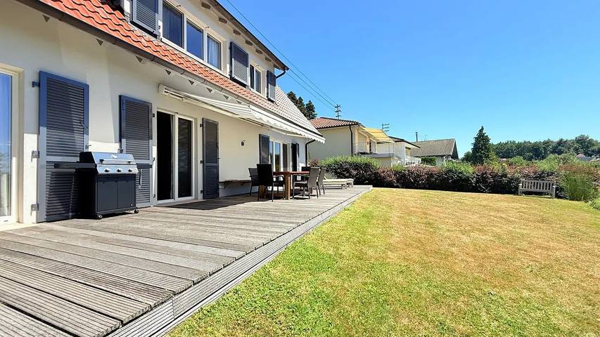 Ferienhaus mit Meerblick für 8 Personen, mit Garten und Terrasse