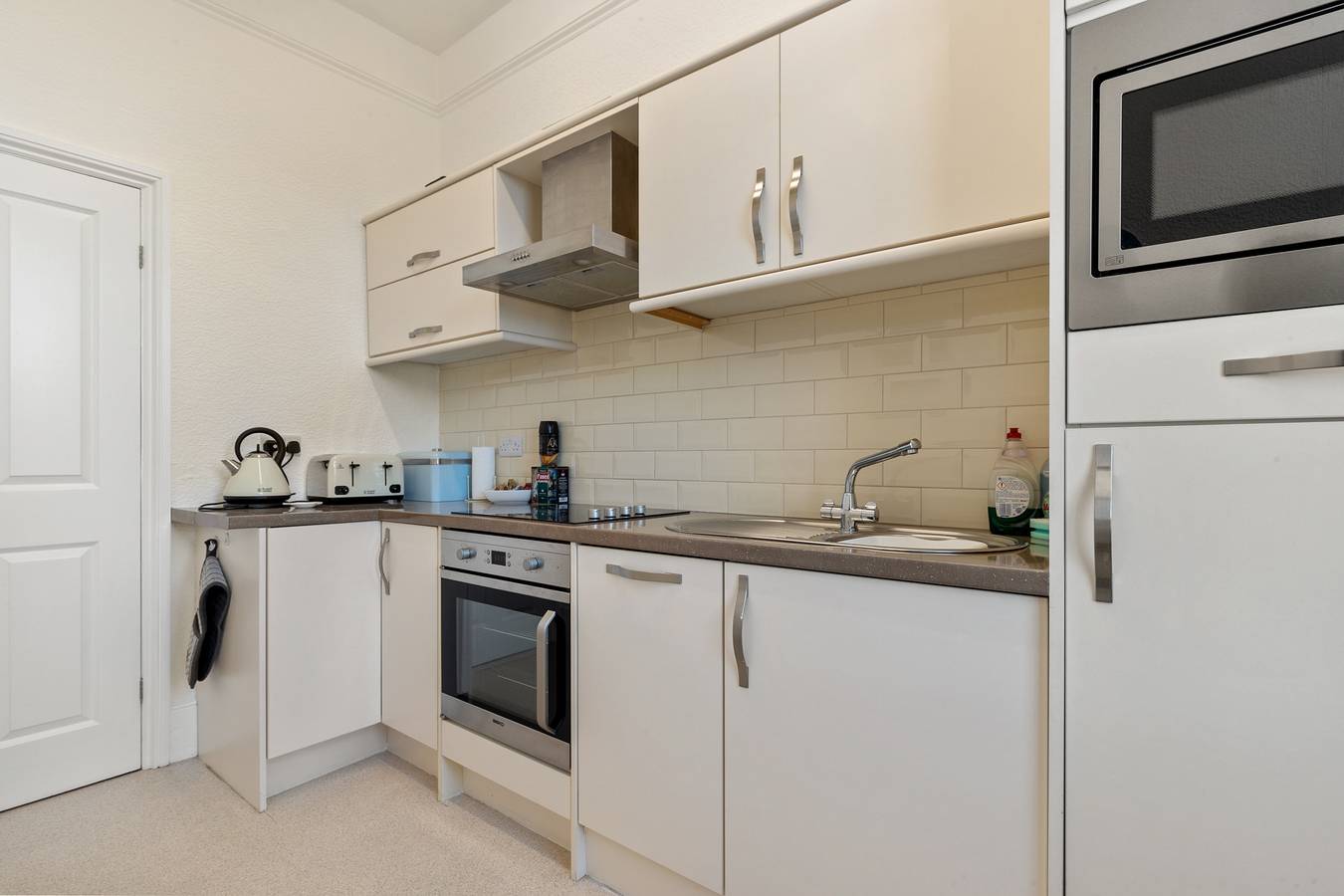 Ganze Wohnung, Ferienwohnung für 4 Personen mit Meerblick in Tenby, Pembrokeshire