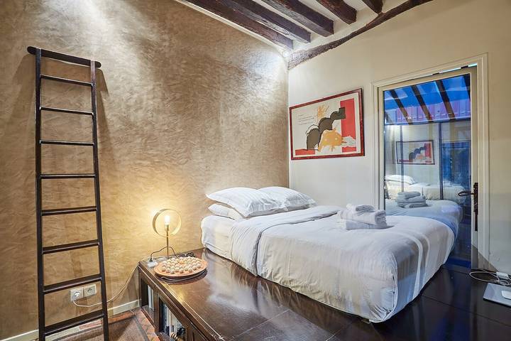 Apartamento entero, Apartamento de vacaciones para 2 personas con jardín in Distrito 3, París