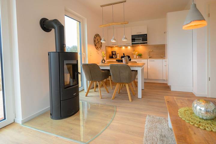 Ferienhaus für 4 Personen, mit Sauna und Ausblick sowie Garten in Butjadingen - 3