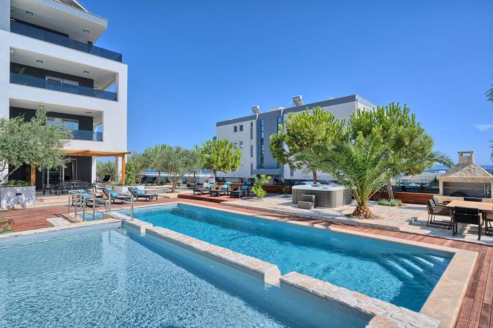 Ferienhaus für 26 Personen, mit Pool in Split - 3