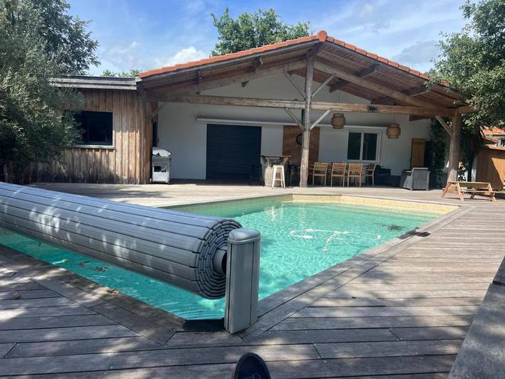 Villa pour 8 personnes, avec Terrasse ainsi que Jardin et Piscine à Andernos-les-Bains - 2