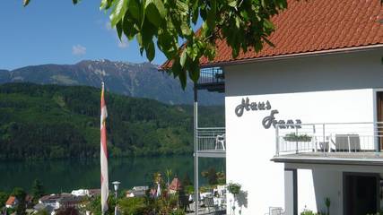 Ferienwohnung für 2 Personen, mit Seeblick und Terrasse sowie Ausblick, mit Haustier in Kärnten
