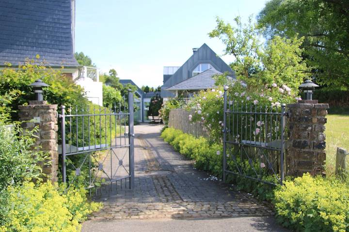 Ferienwohnung für 4 Personen, mit Sauna und Garten sowie Terrasse, mit Haustier in der Eifel - 2