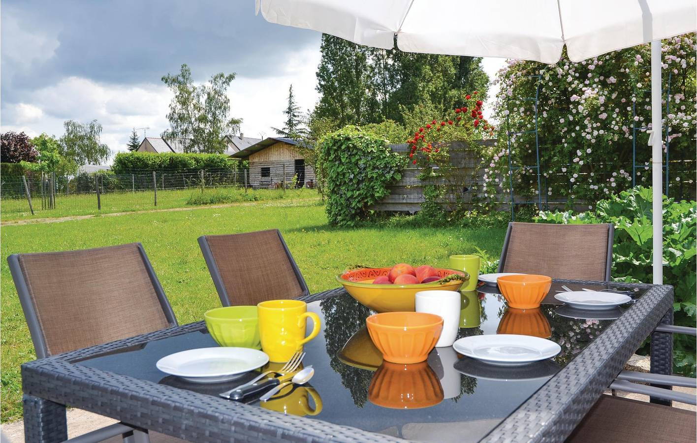 Acogedor apartamento con jardín: A 1,5 km de Brain in Brain-sur-Allonnes, Valle del Loira