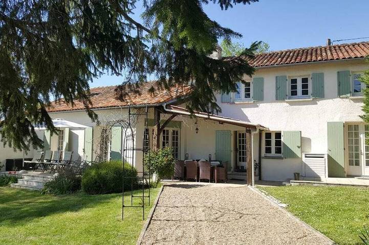 Agriturismo pour 9 personnes, avec jardin ainsi que piscine et terrasse - 1
