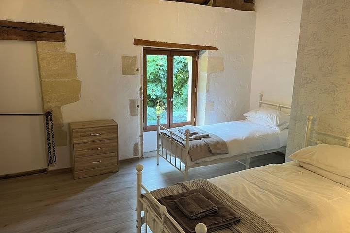 Location de vacances pour 8 personnes, avec terrasse à Cancon - 4