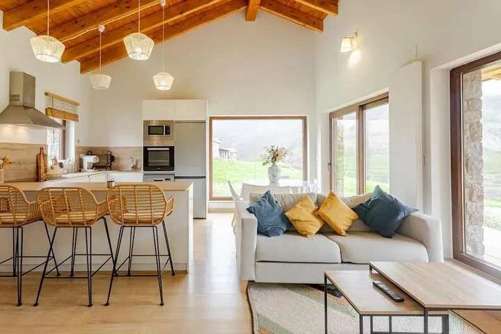 Holiday home for 6 people, with view and garden as well as terrace - 1