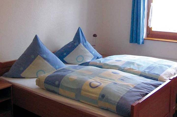 Ferienhaus für 7 Personen, mit Balkon/Terrasse und Pool sowie Terrasse im Teutoburger Wald - 2